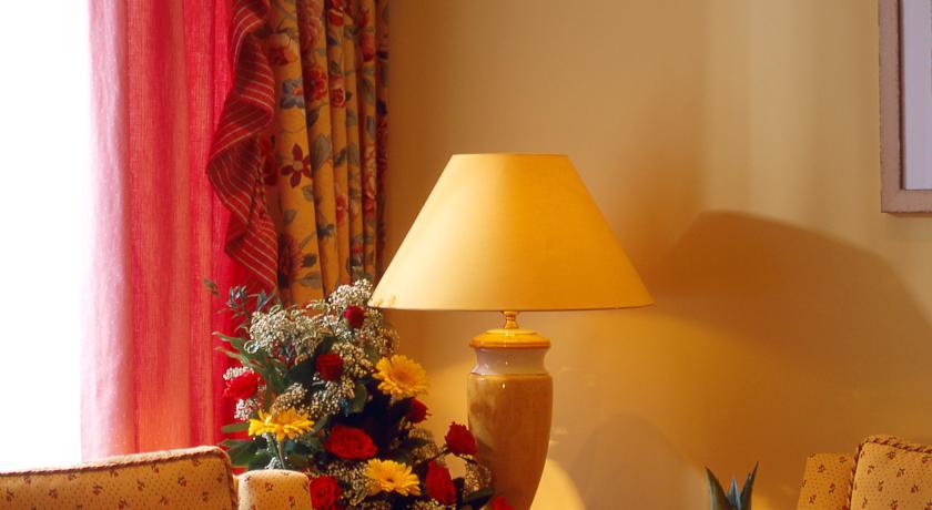 Relais & Chateaux Hotel Schwarzmatt بادنويلر الغرفة الصورة
